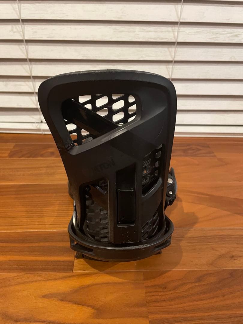 Burton Genesis Mサイズ ブラック ビンディング