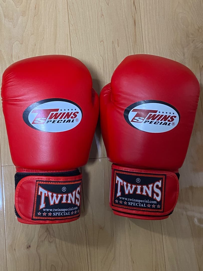 【新同品】TWINS SPECIAL ツウィンズ グローブ 14 OZ レッド