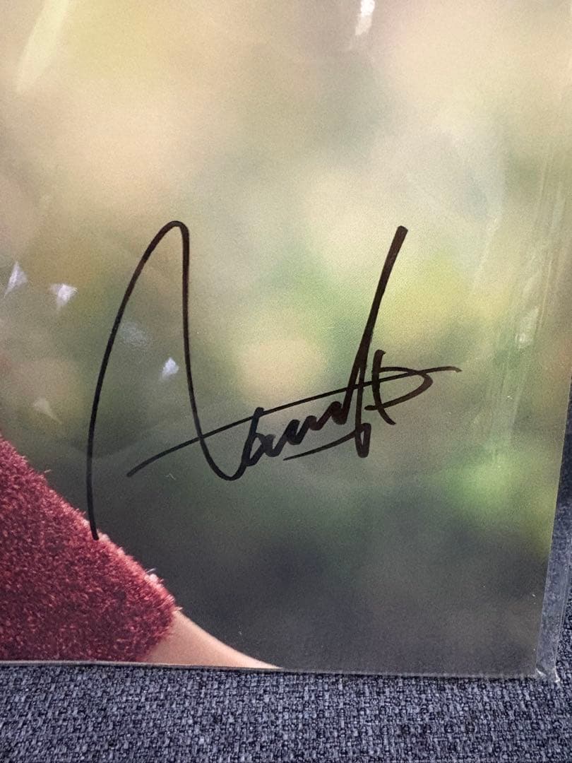 出口夏希　サイン入り　カレンダー