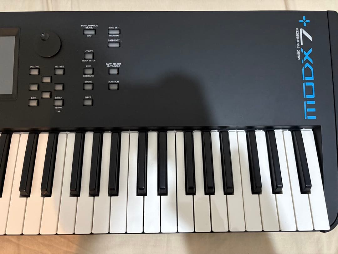 【即購入OK】Yamaha MODX7＋ シンセサイザー