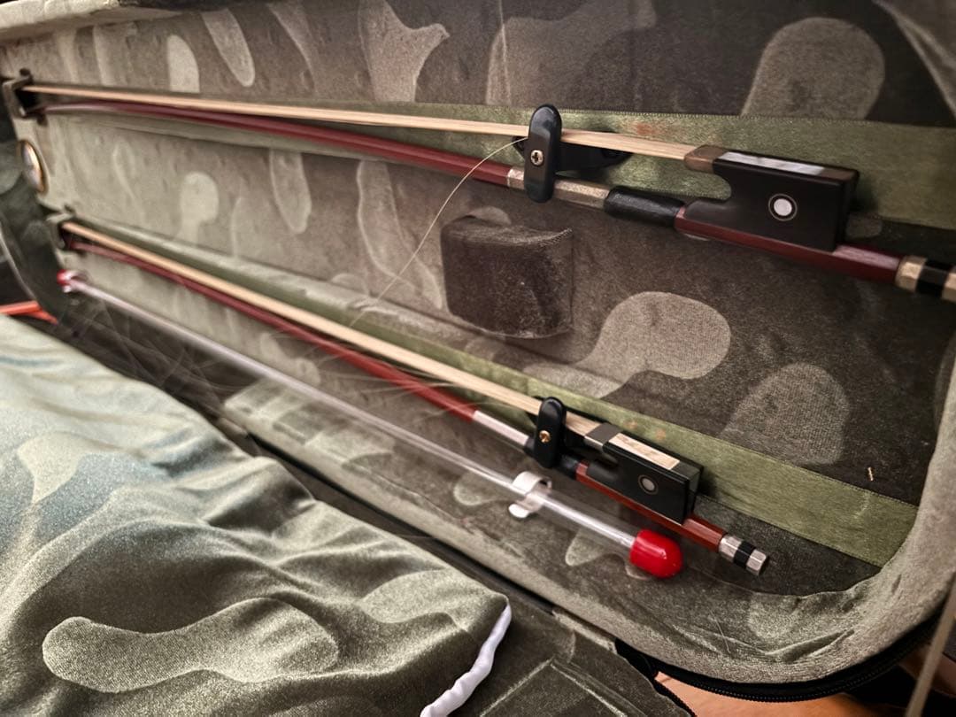 ヴァイオリンとケースセット