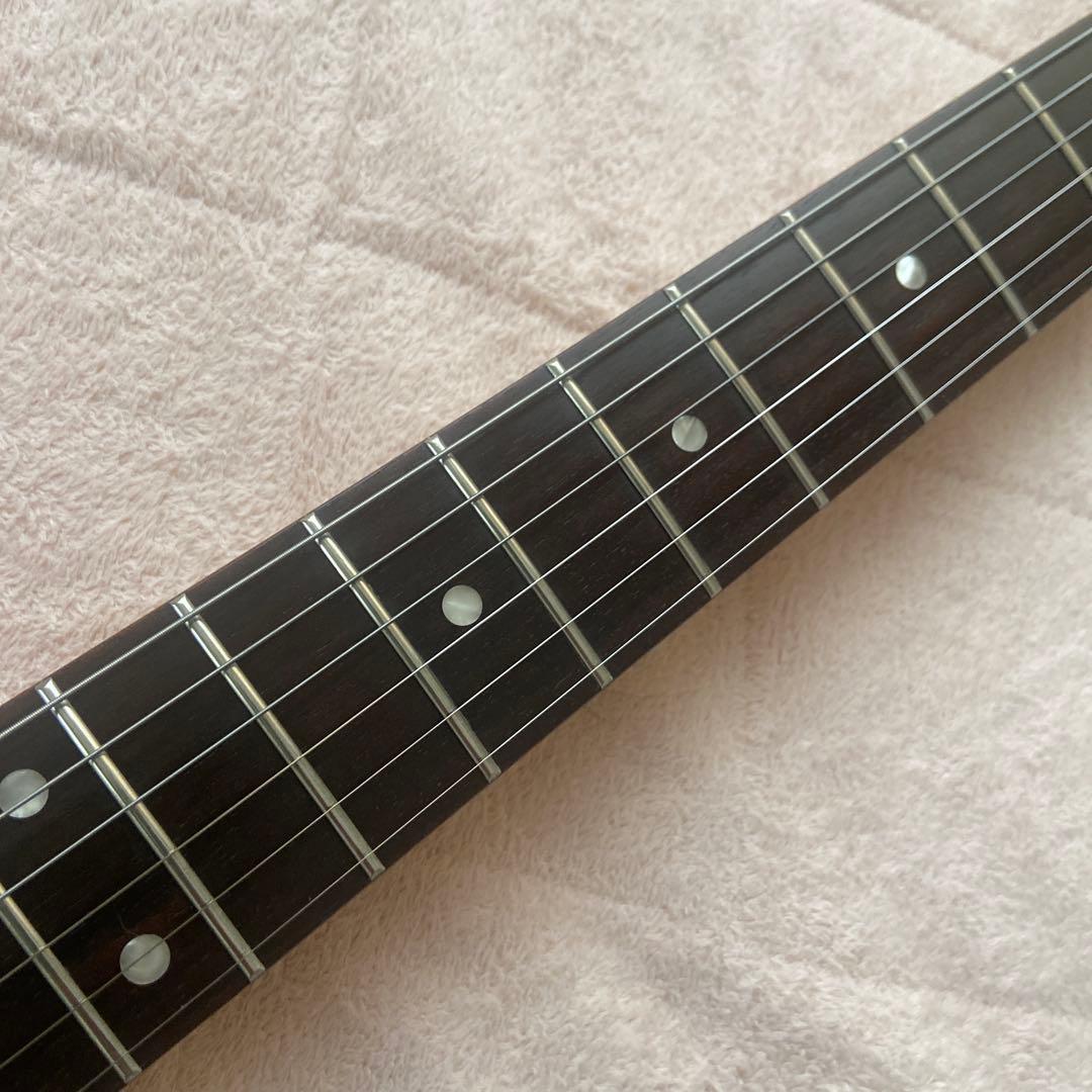 ytaka 様　Squier Stratocaster バーガンディミスト