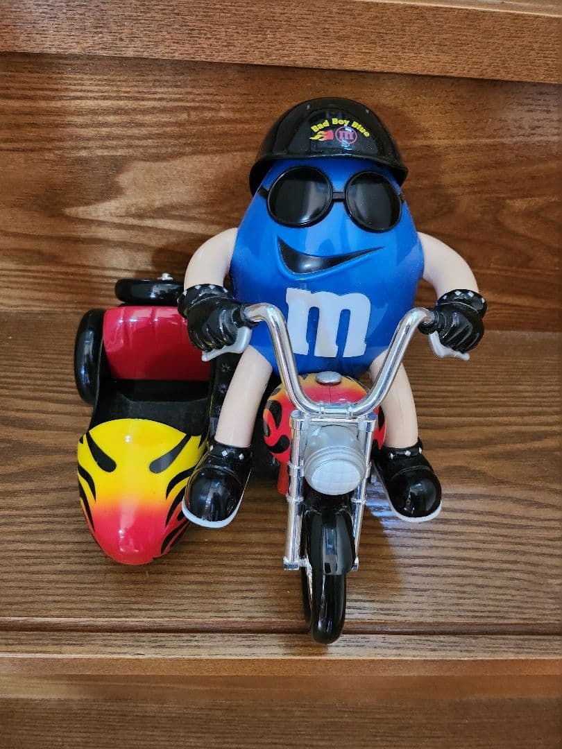 M&M's バイクとサイドカー フィギュア