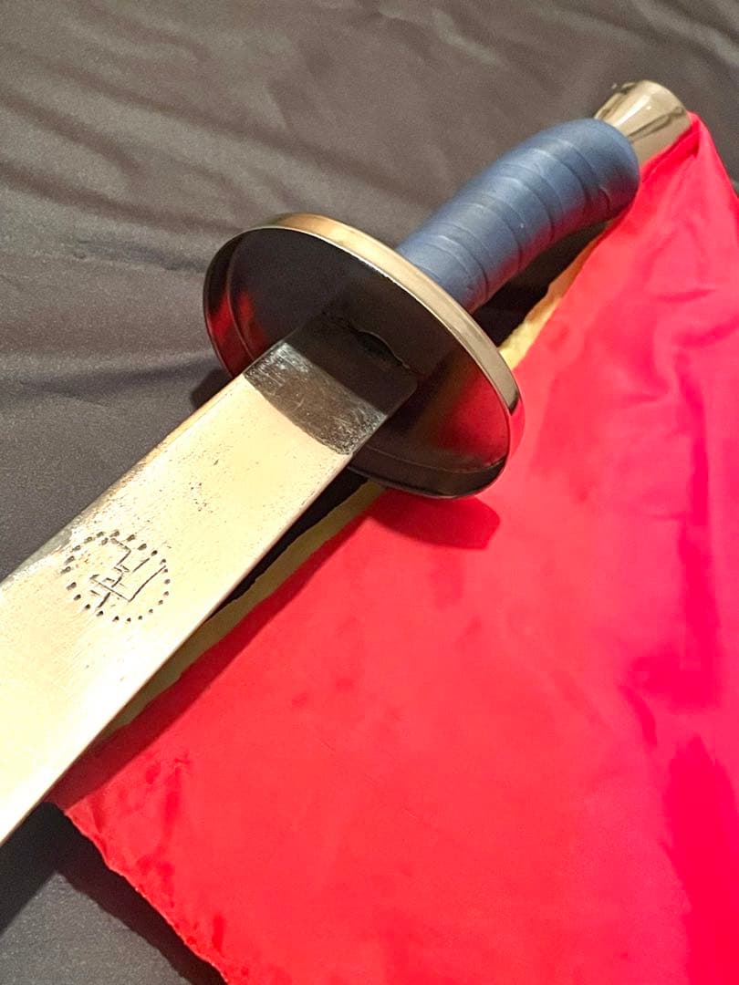 中国武術 競技用響刀 鞘無 軟鉄製 音鳴 カンフー 少林寺 長拳用 刀身約71㎝