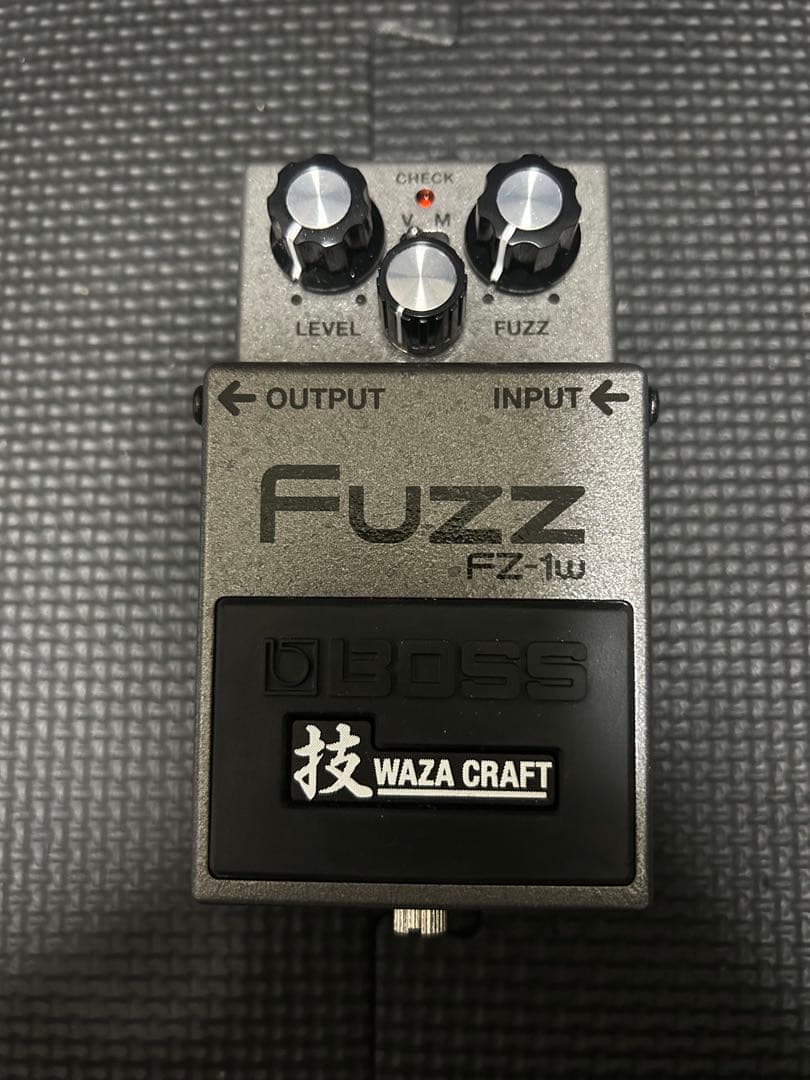 新品未使用　BOSS FZ-1W