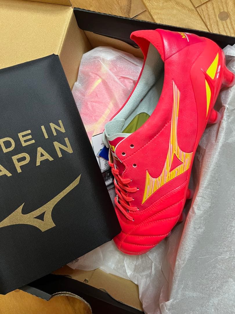 新品　超激レア　限定カラー　ミズノ　モレリア ネオ4 JAPAN 28cm