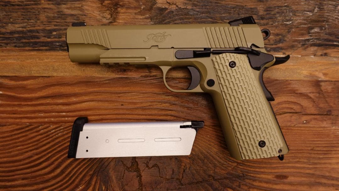 ウエスタンアームズ　S.C.W.　デザートウォーリアー　ガスガン　未使用