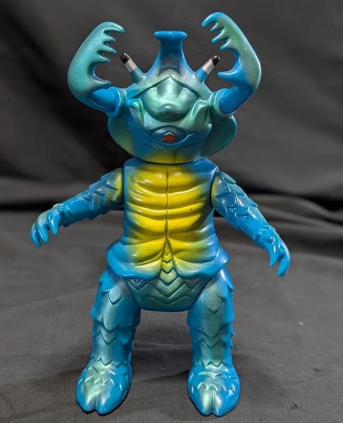 アントラー「ウルトラマン」登場怪獣（ブルマァク復刻）ソフビフィギュア