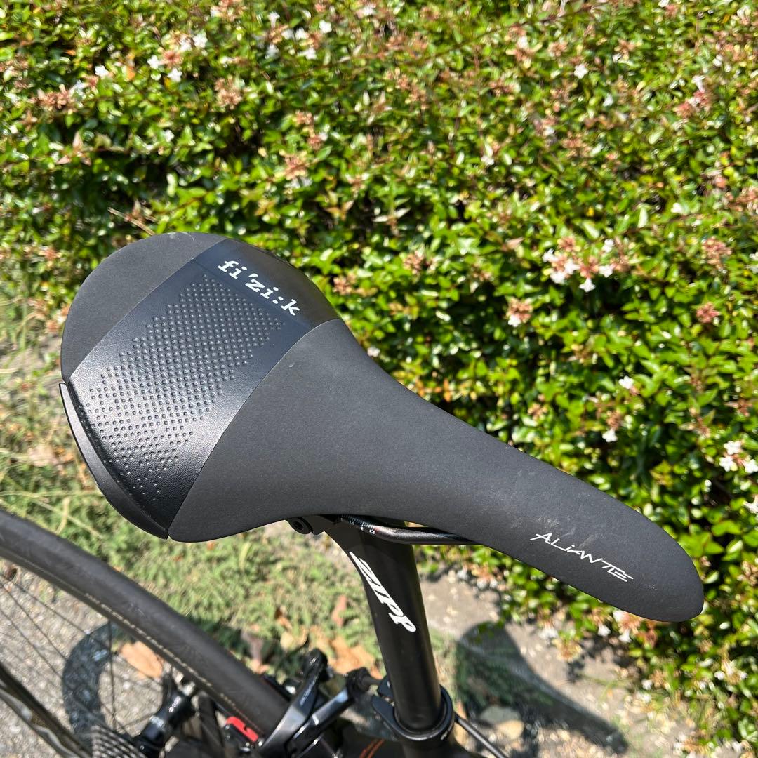 YONEX CARBONEX HR DURA-ACE 11S Mサイズ 送料込み