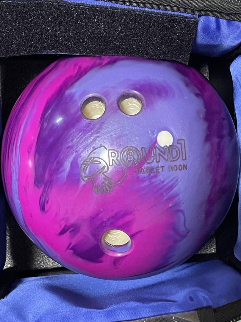 ✳️STORM製 ボーリングキャリーバック＋ボール(ROUND1)2コ付き