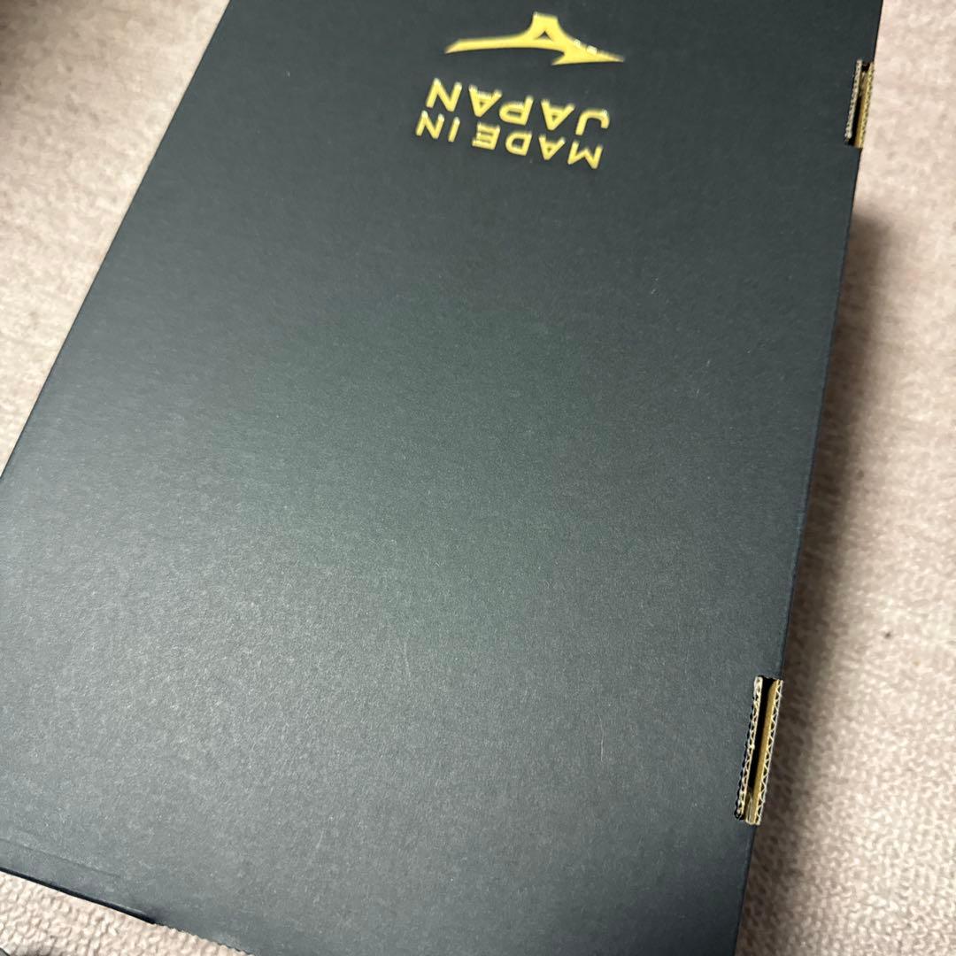 新品　超激レア　限定カラー　ミズノ　モレリア ネオ4 JAPAN 25.5cm