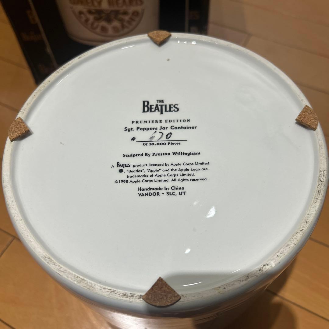 ビンテージ　The Beatles Sgt. Pepper's クッキージャー
