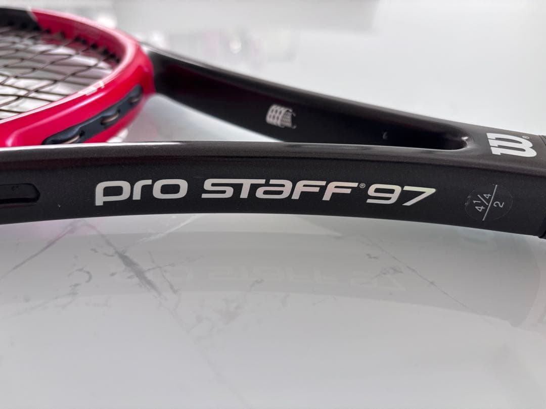 Wilson Pro Staff 97 テニスラケット　プロスタッフ