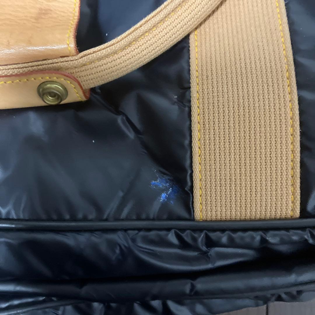 ボストンバッグ 黒とベージュ