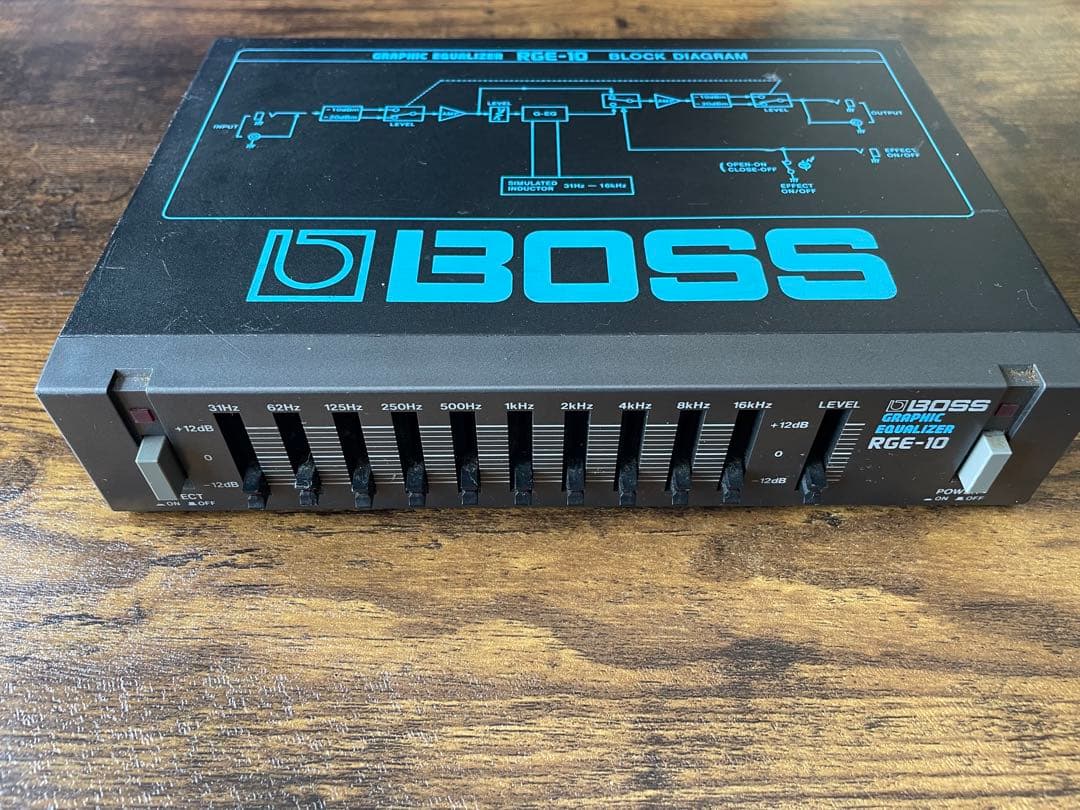 BOSS RGE-10 グラフィックイコライザー