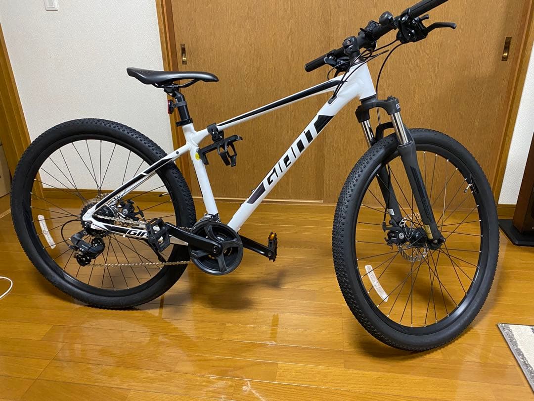 発送不可❗️Giant マウンテンバイク ホワイト 引き取り限定