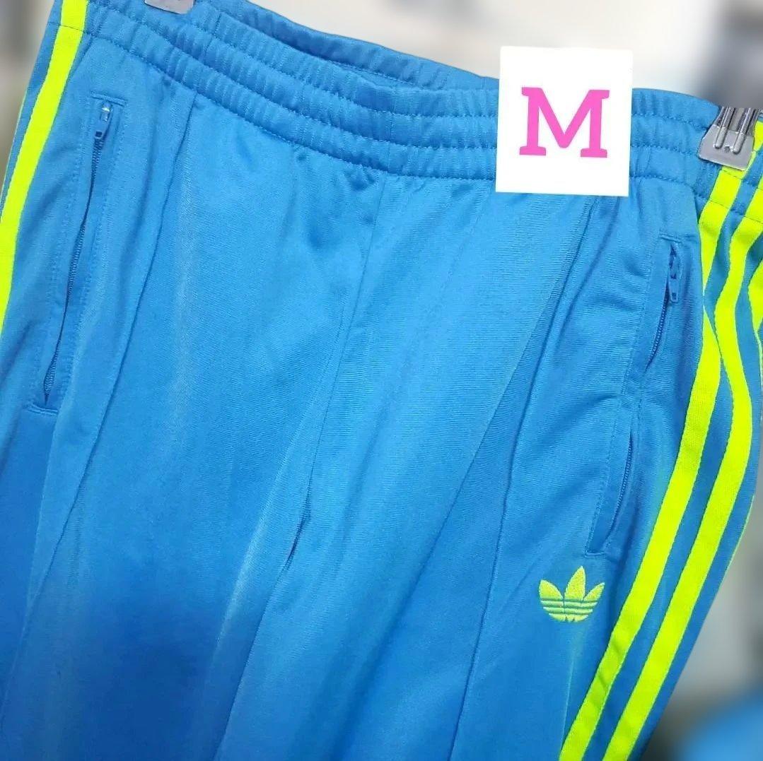 adidas セットアップ トラックジャケット L パンツ M 水色 あのちゃん