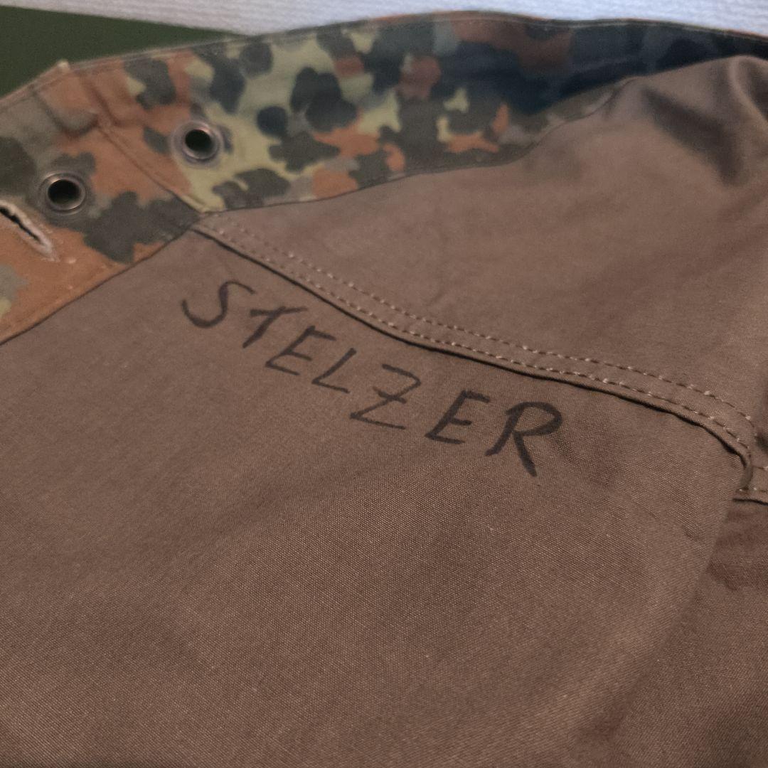 Aランク　ドイツ軍放出品　パップテント　ポール・ペグ付きフルセット