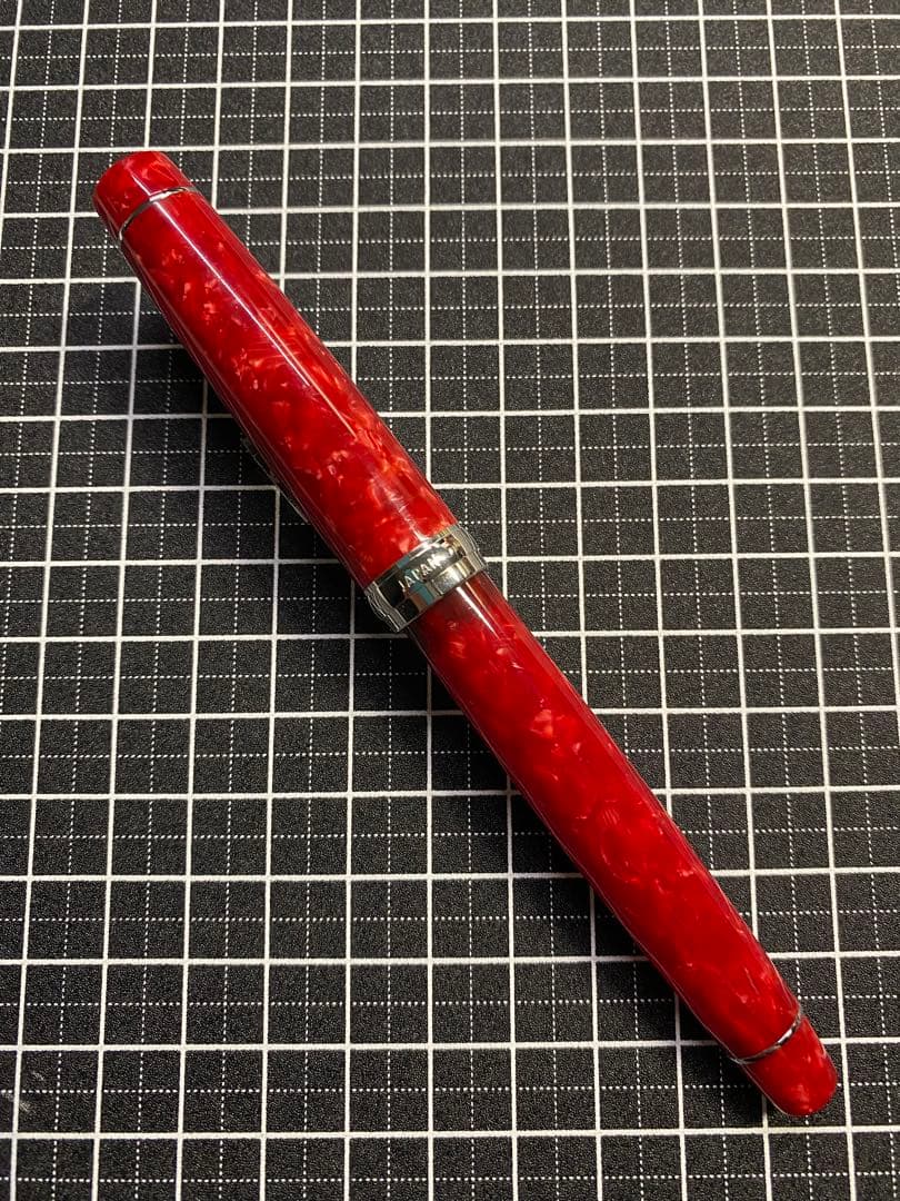 PILOT CUSTOM LEGANCE Red 万年筆　字幅F