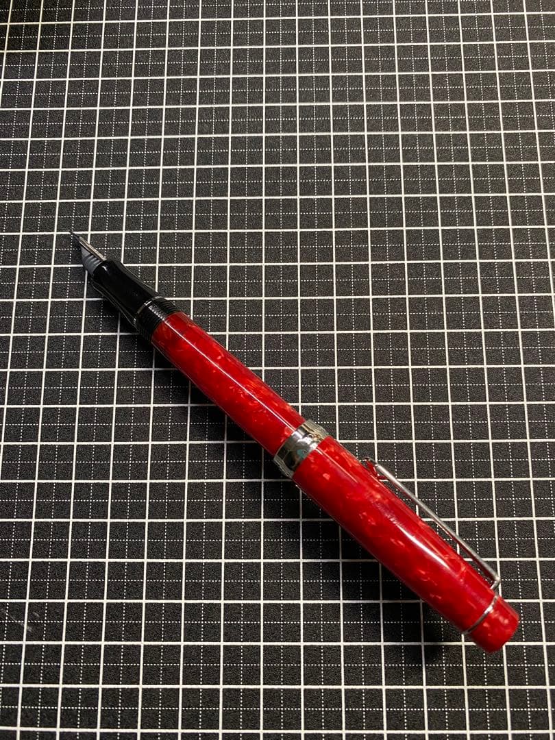 PILOT CUSTOM LEGANCE Red 万年筆　字幅F