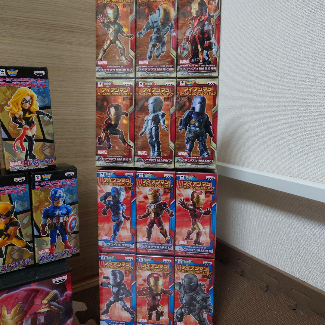 アベンジャーズ アイアンマン ワールドコレクタブルフィギュア　36体