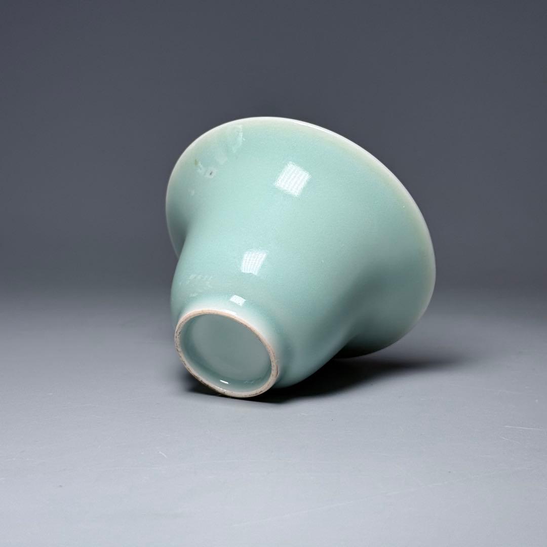 盛期鍋島　「口広向付」　最高級の釉薬　続通観　鍋島青磁　掲載品　本物　江戸中期