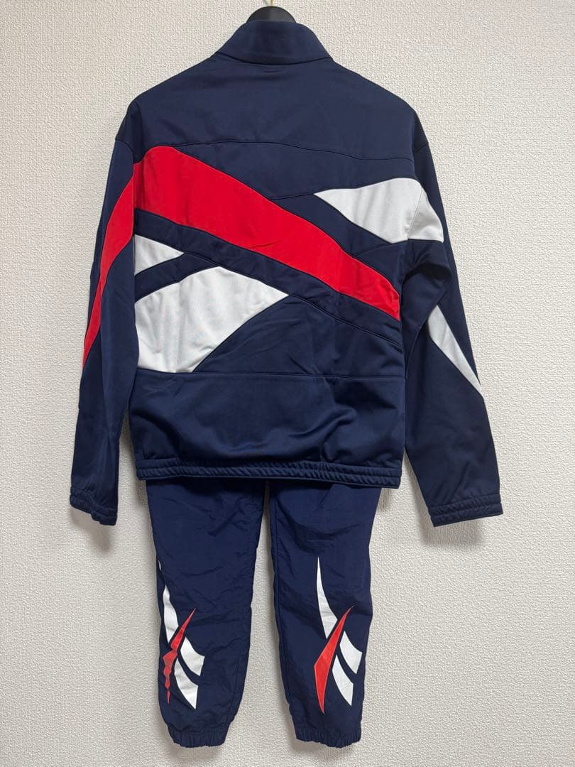 新品ジャージ上　数回着用ボトム　Reebok ジャージ上下セット リーボック