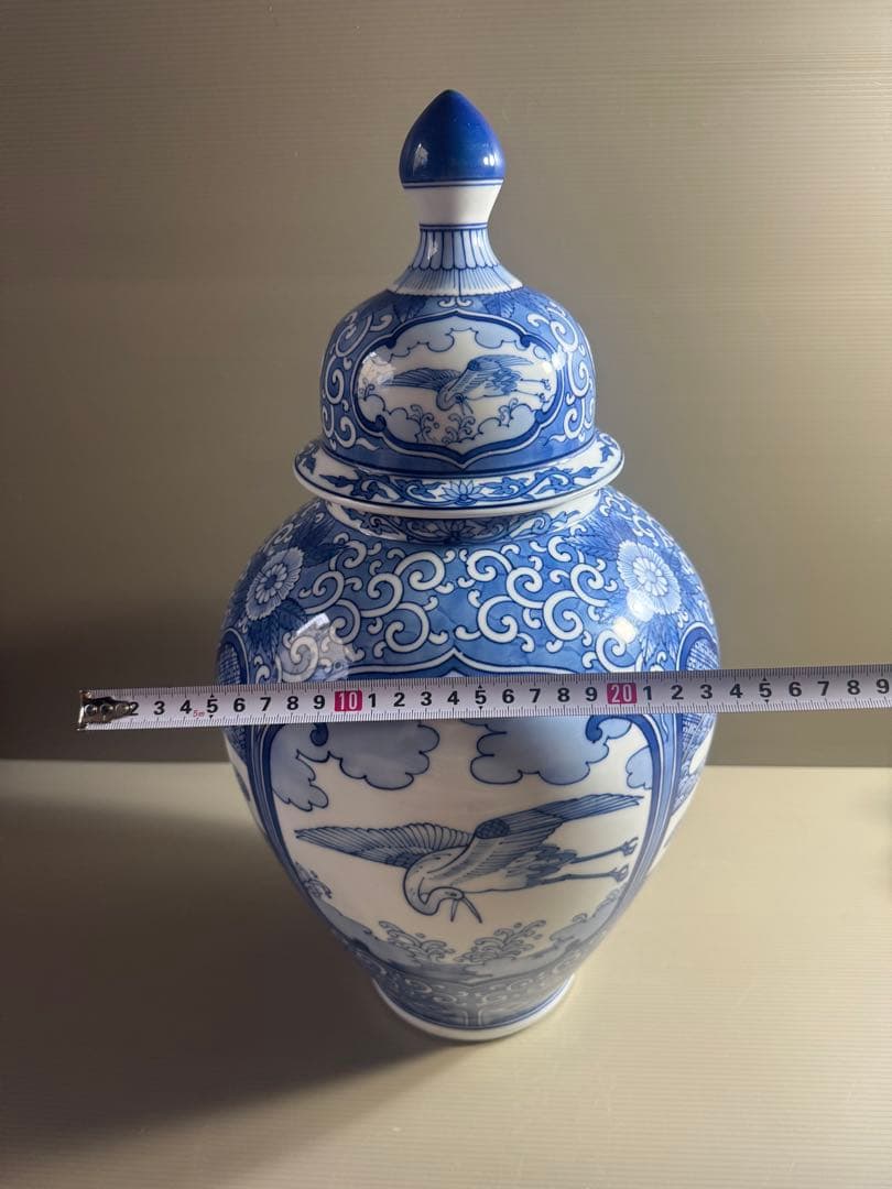 1562 有田焼　色絵花鳥　沈香壺