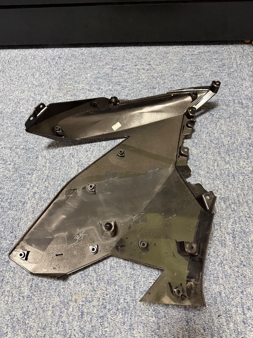 ninja400 純正サイドカウル（左、右）　2024年式
