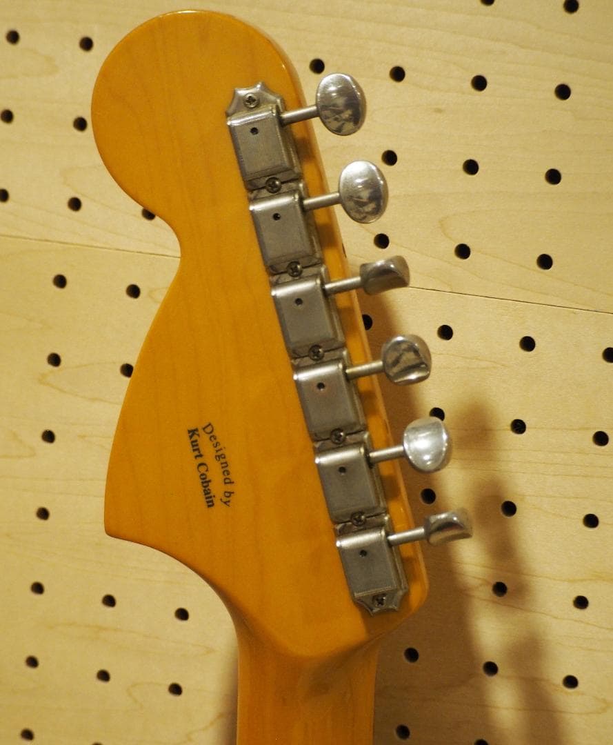 Fender  Cobain Jag-Stang　ジャグスタング