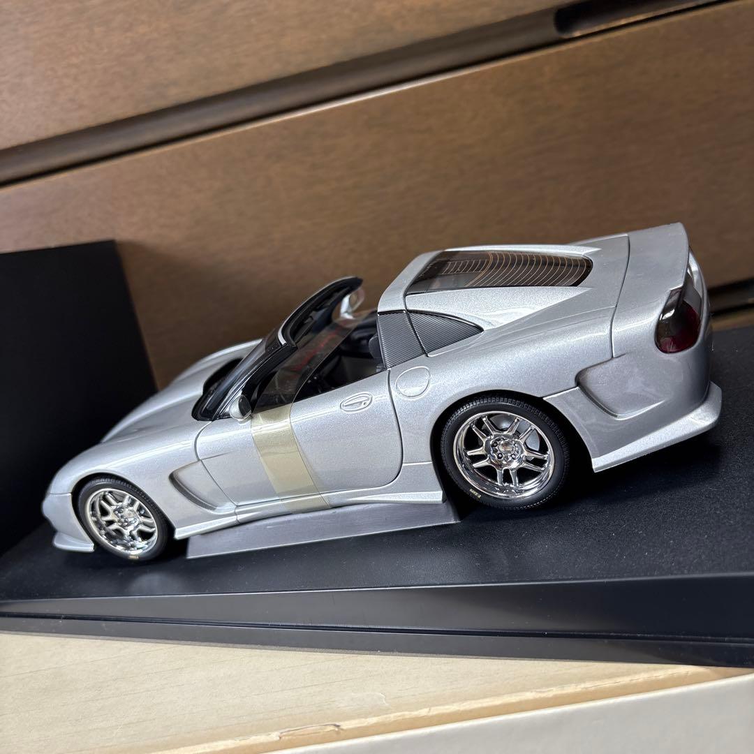 キャラウェイ C12 オートアート 1/18 ミニカー　未使用