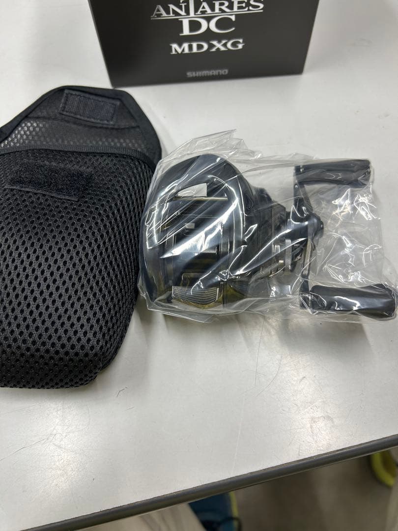 す*ん様 シマノ 23 アンタレスDC MD XG RIGHT 右ハンドル　新品