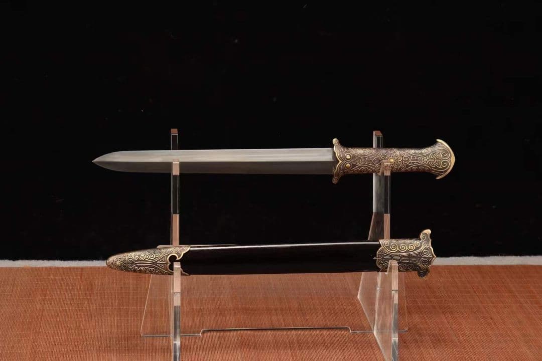 【銅装短剣】古兵器 武具　刀装具　日本刀　模造刀 居合刀  肋差   短刀 1本