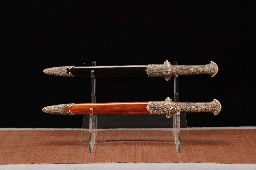 【銅装短剣】古兵器 武具　刀装具　日本刀　模造刀 居合刀  肋差   短刀 1本