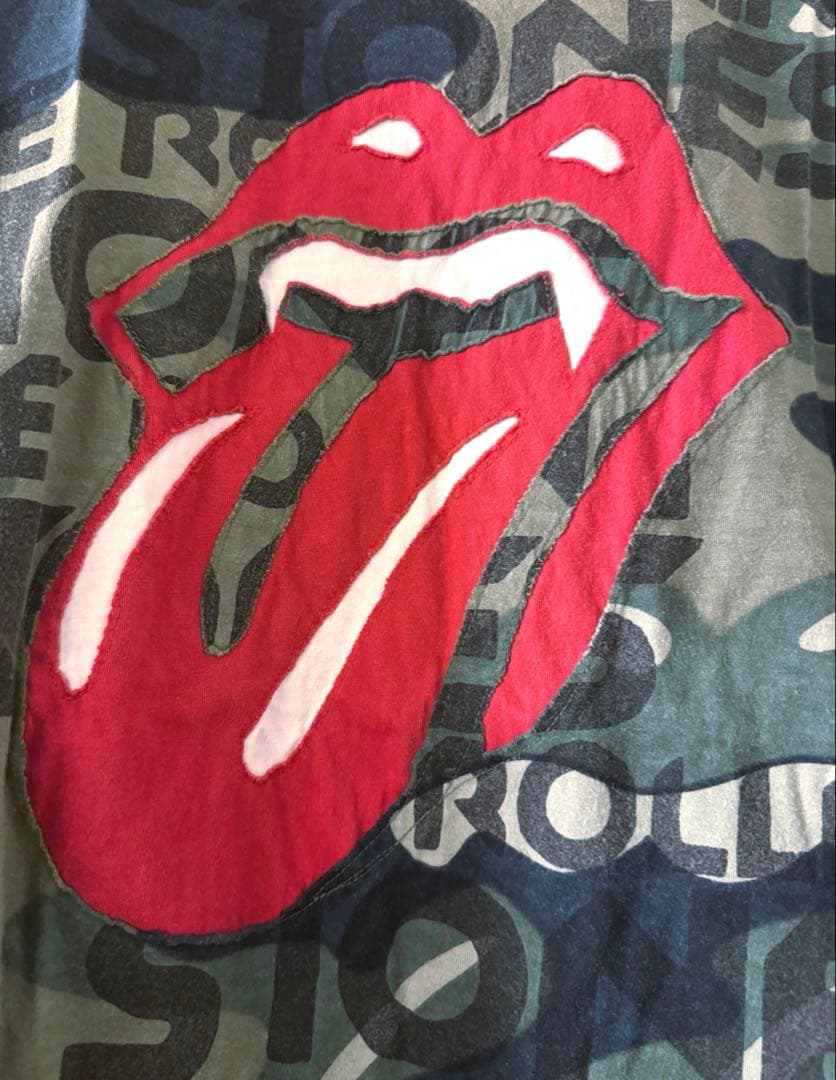 Buddhist Punk／ブディストパンク 迷彩柄ローリングストーンズTシャツ