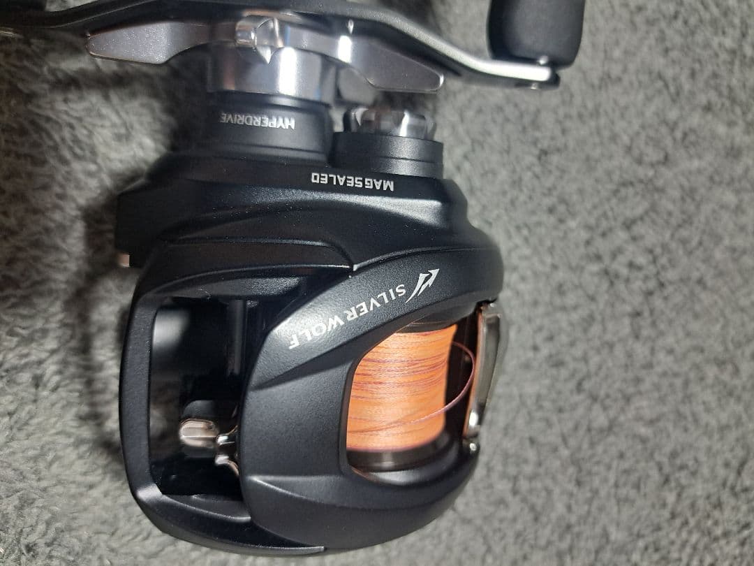 美品 シルバーウルフ 1000XH sv tw ダイワ ベイト PEスペシャル