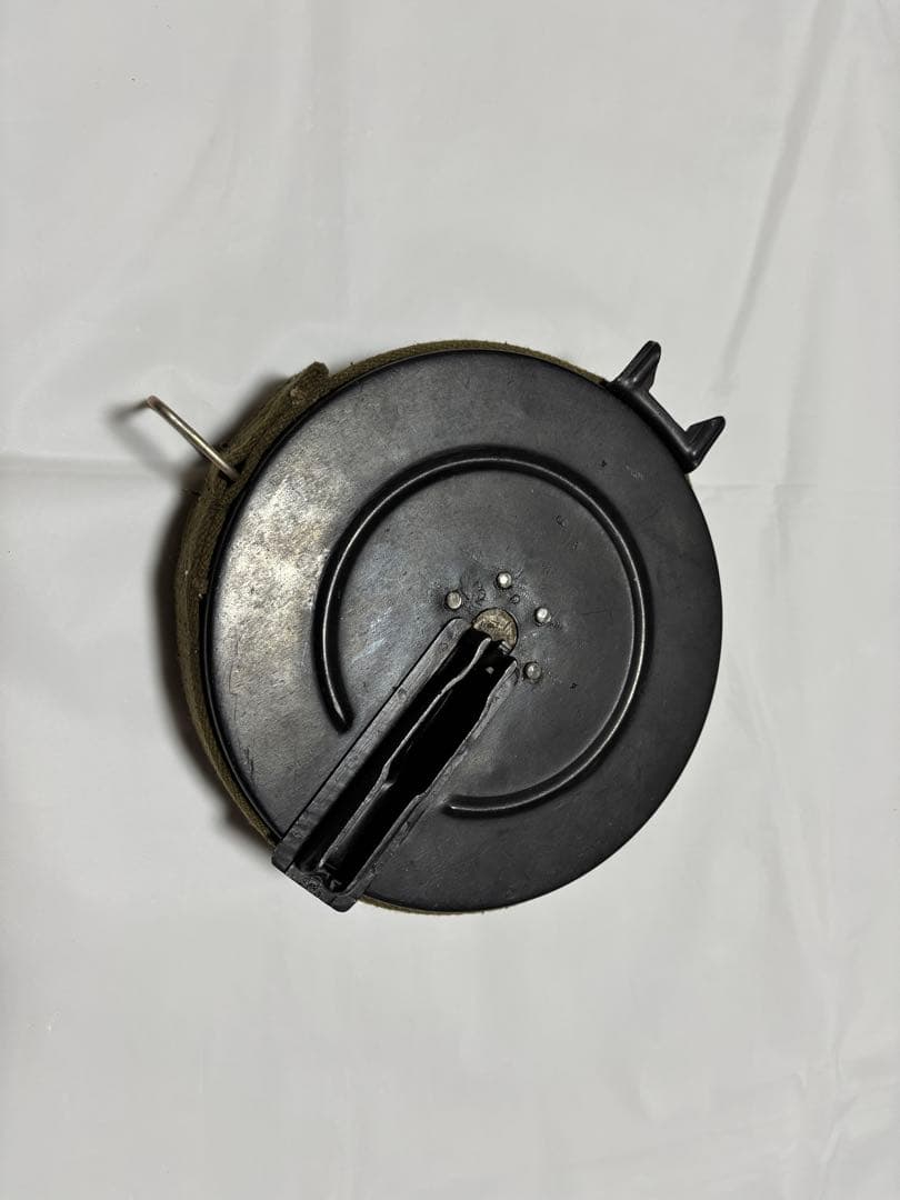 DT車載機関銃用のマガジン(観賞用)