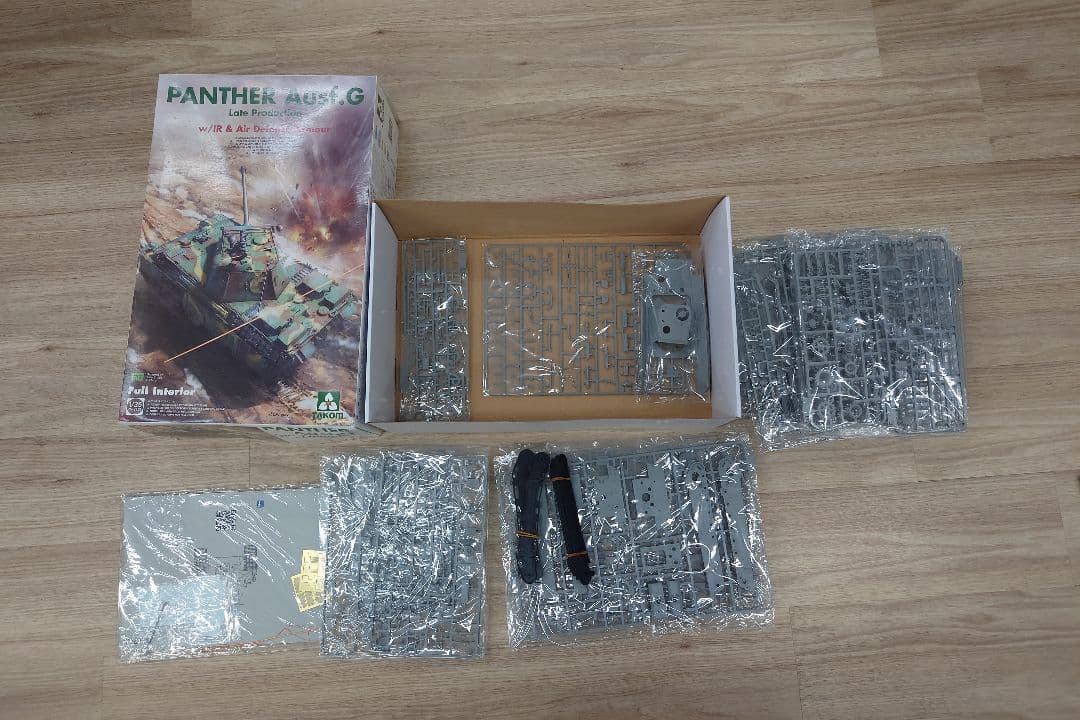 PANTHER Ausf.G 1/35 フルインテリアキット