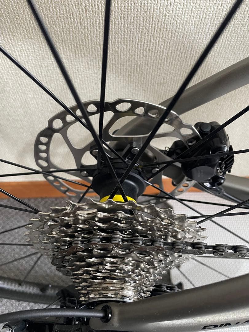 PINARELLO F5 ロードバイク カーボンフレーム Shimano 105