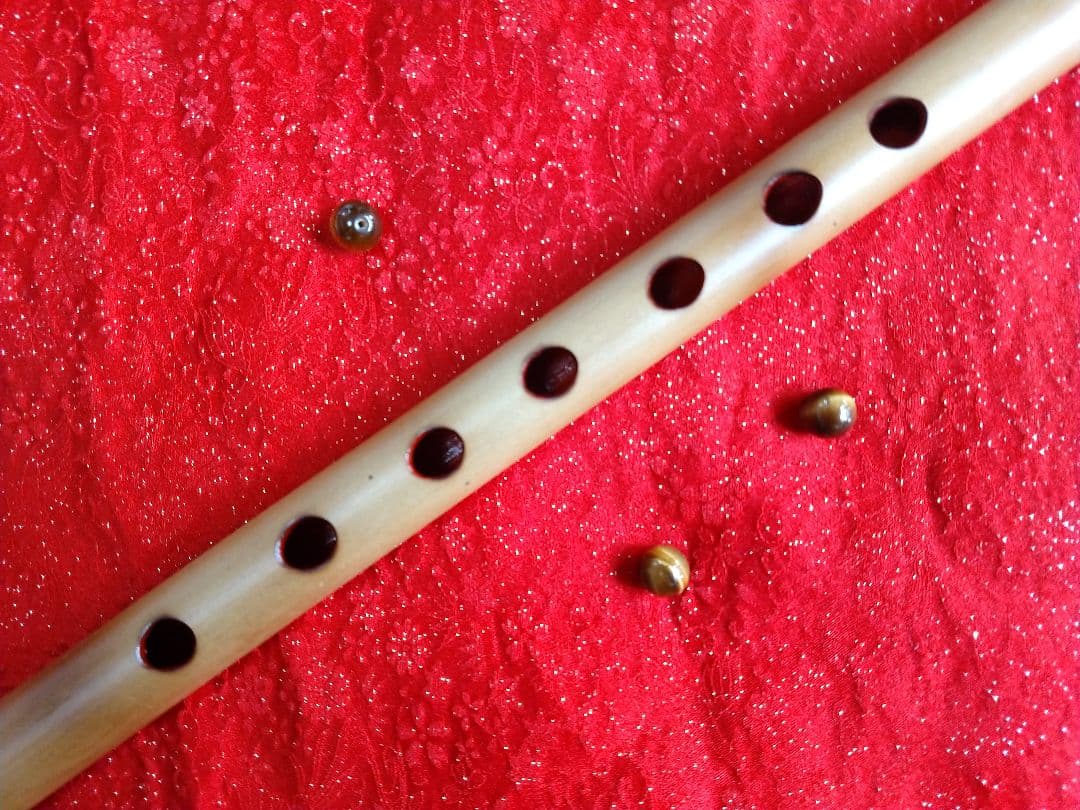 18　鳴り抜群 焼竹 古典調七穴五本調子　バナナ管　 根岸篠笛工房