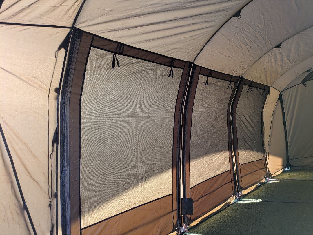 タラスブルバ キャタピラー2ルームシェルター6P