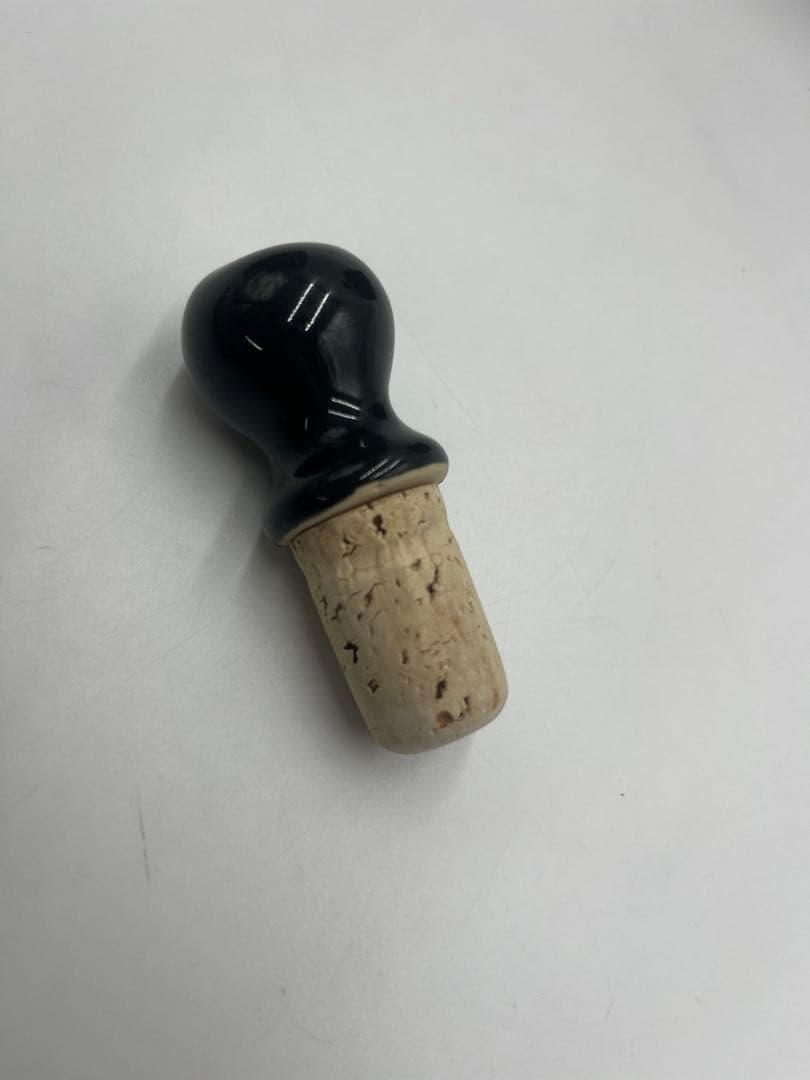 QE2 クイーンエリザベス2世 未開栓 箱あり 750ml