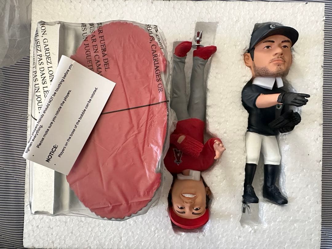 激レア世界223個限定！大谷翔平×イチロー ダブル バブルヘッド 首振り人形