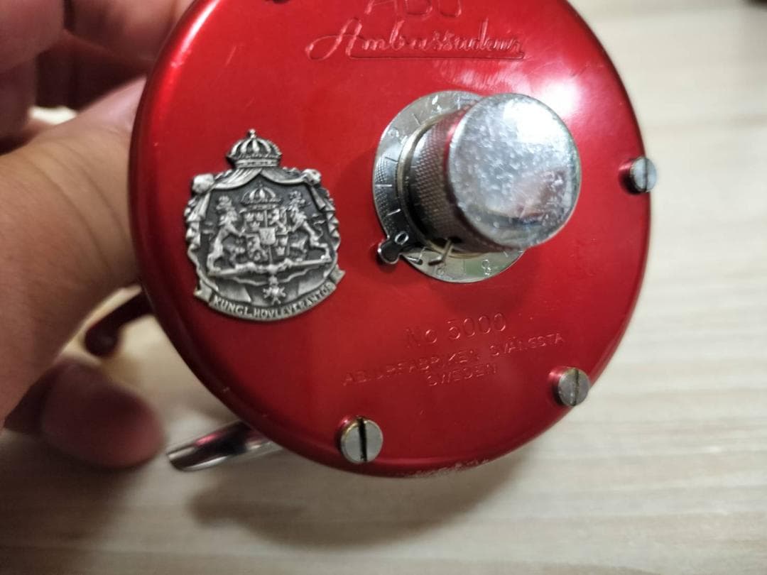 ◇アブガルシア　アンバサダー5000　ビンテージ　リール 　レッド