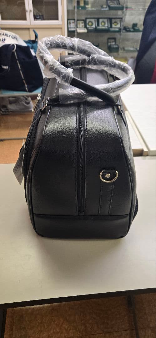 XXIO ブラック キャディバッグ 中型