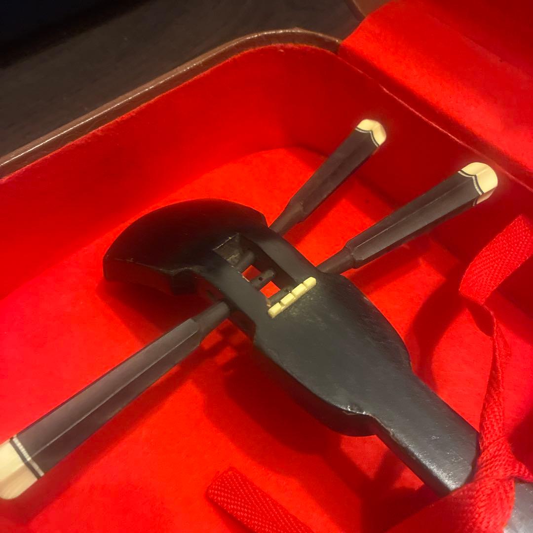 連休中に処分予定【紫檀？】三線