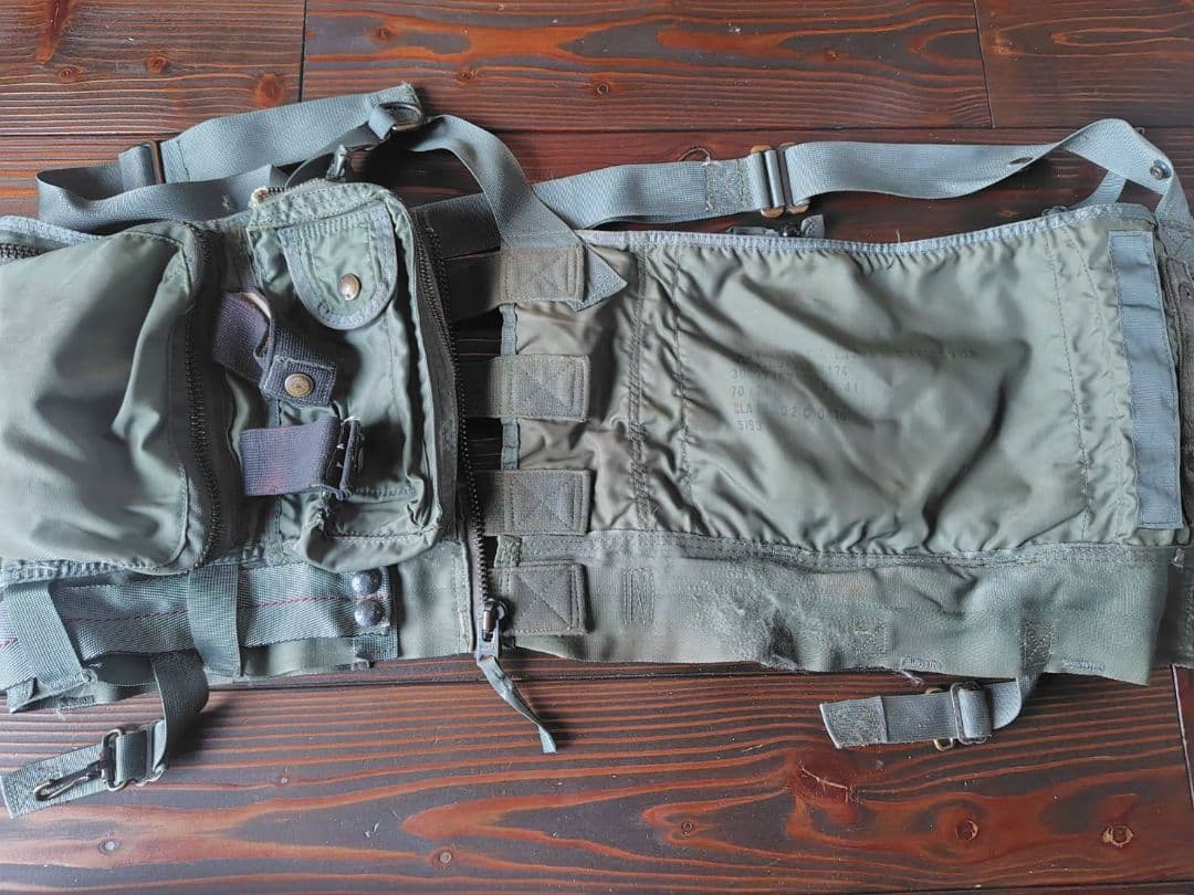 米軍　航空機　フライトベスト　SV-2B