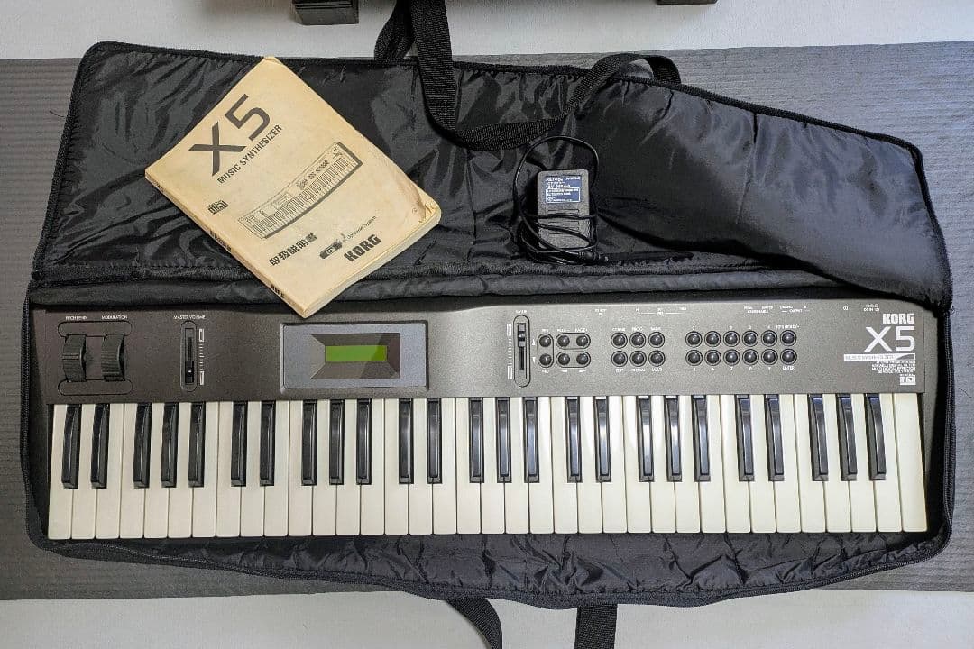 りん KORG X5 MIDIキーボード シンセサイザー