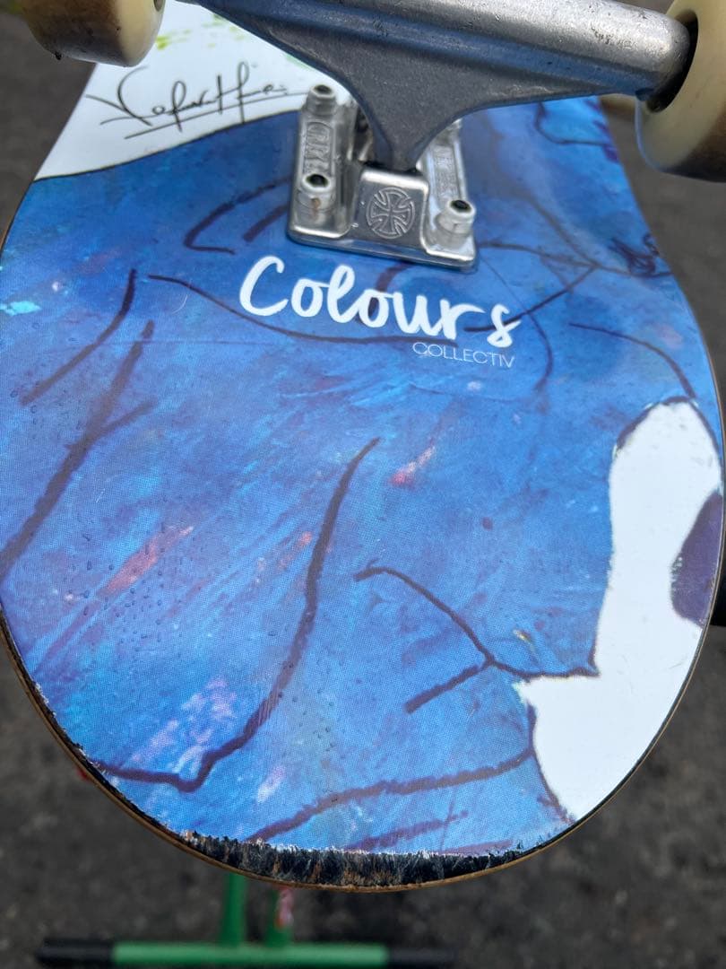 Colours Collective スケートボード