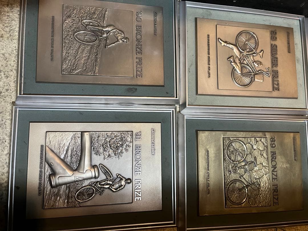 Taoブリヂストン看板、16枚ブリヂストン表彰額、ブリヂストン記念看板、